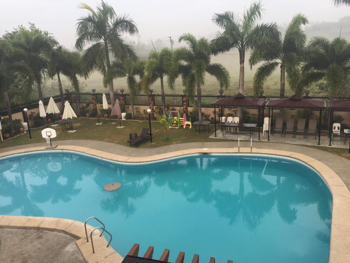 Villa Angelica Resort Alaminos Eksteriør bilde